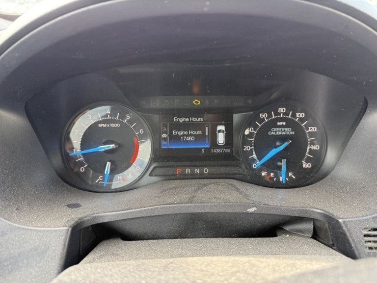 2018-ford-explorer-image-28