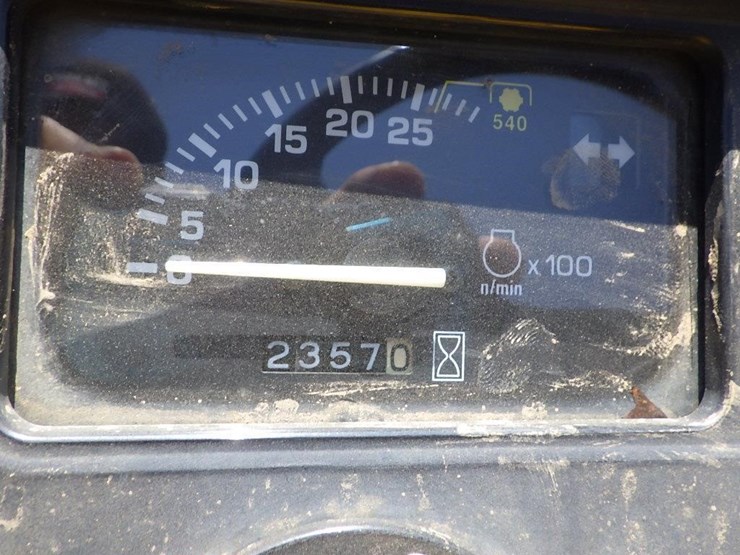 john-deere-4100-image-24