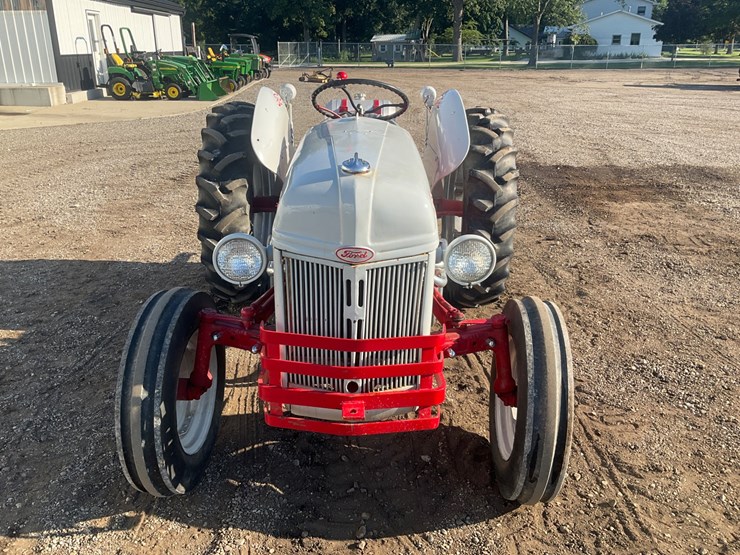 ford-tractor-image-22