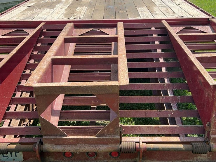 2001-pj-gooseneck-trailer-image-12