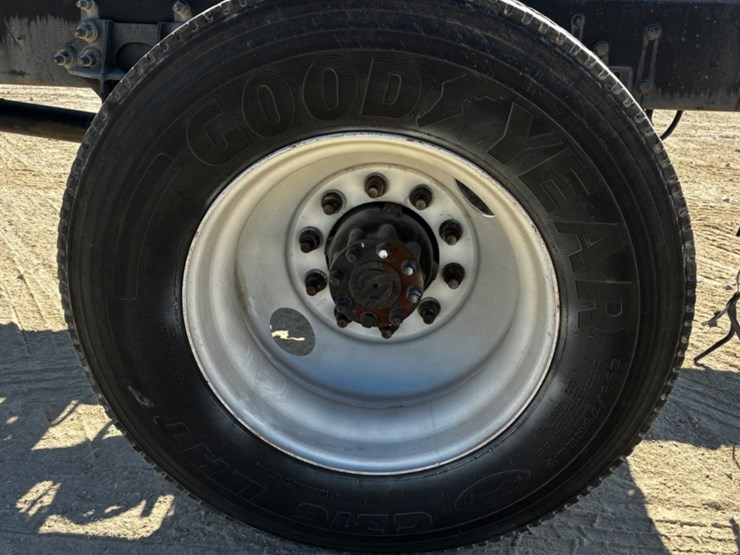 2013-international-durastar-4300-image-14