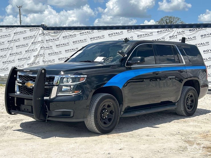 2018-chevrolet-tahoe-image-1