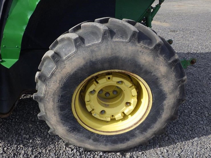 john-deere-6115m-image-13