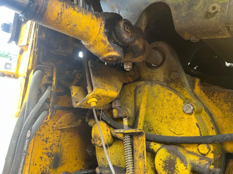 john-deere-440c-image-27