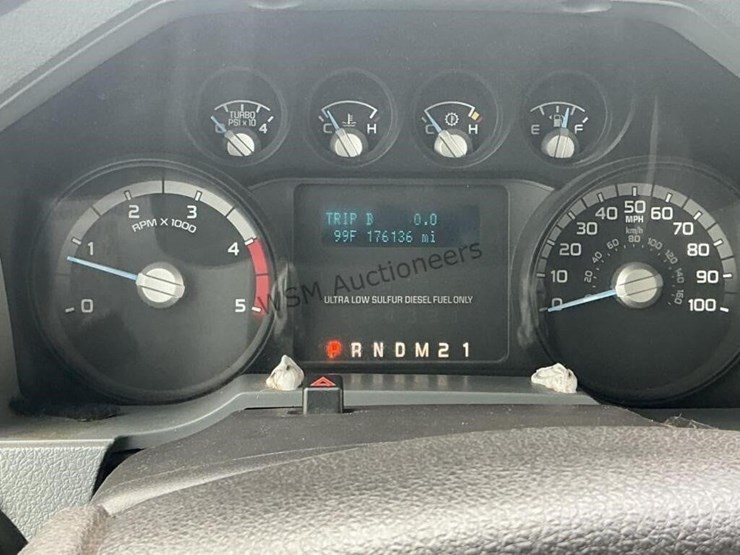 2015-ford-f550-image-21