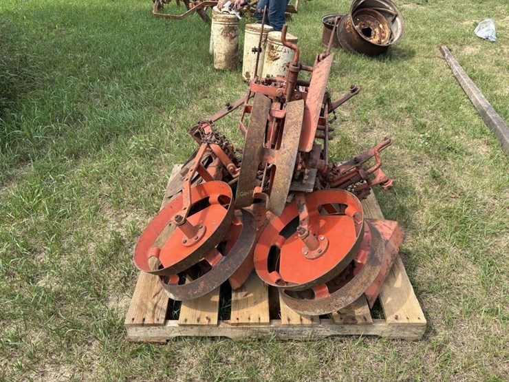 allis-chalmers-fast-coupler-planter-parts-image-3