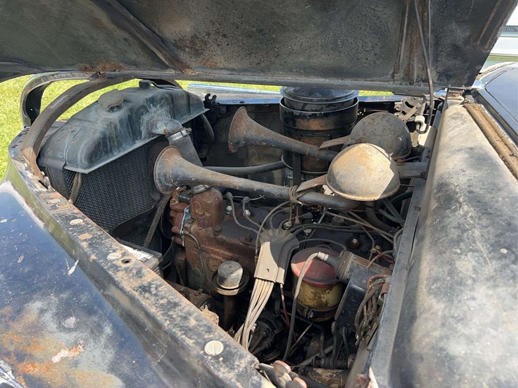 1941-dodge-fluid-drive-image-13