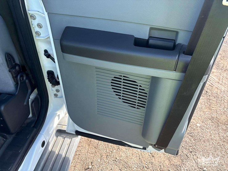 2015-ford-f250-image-25