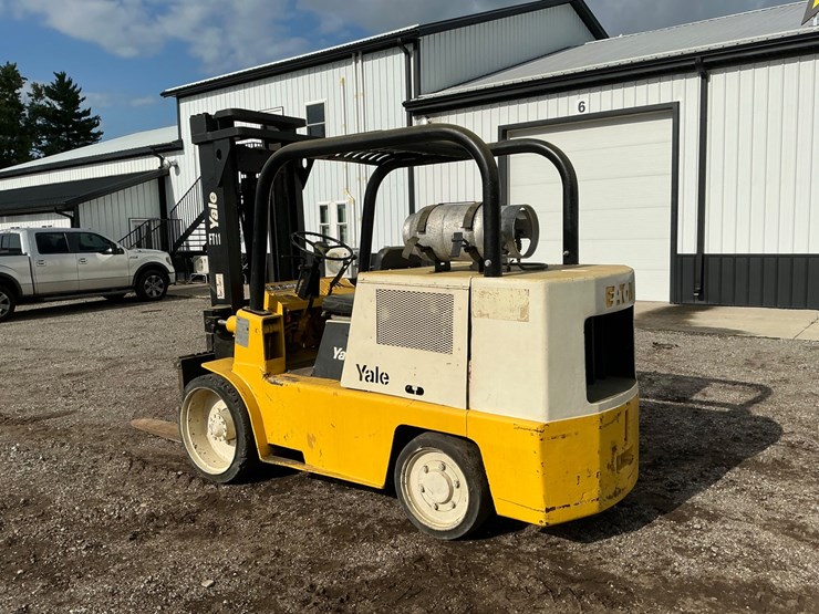 #1351-•-yale-glc-120-sbs-096-forklift-image-3