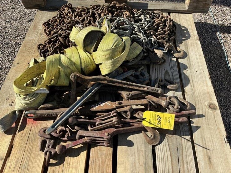 pallet-of-asst-chains,-binders-&-straps-image-3
