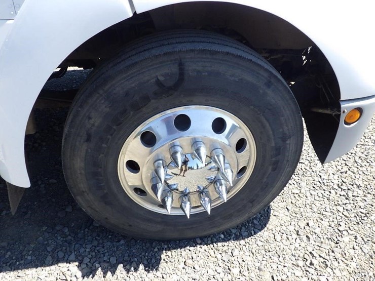 2006-kenworth-t300-image-23