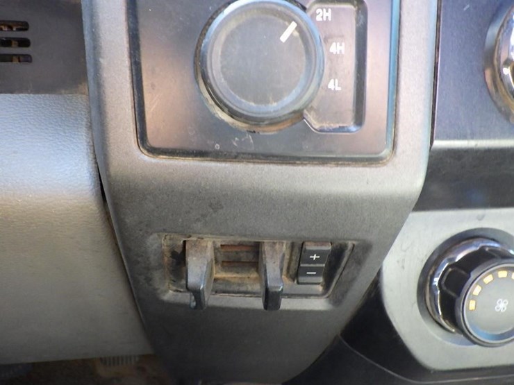 2019-ford-f550-image-34