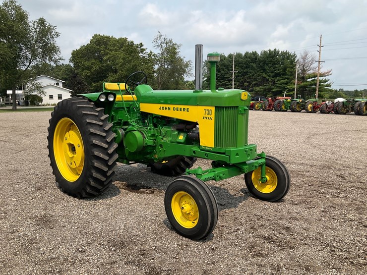 1959-john-deere-730-image-7