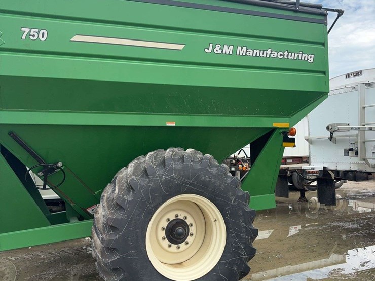 j&m-750-image-3