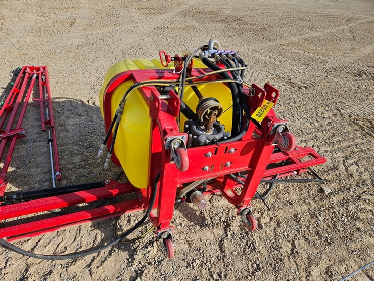 #113-•-3-pt-sprayer-image-27