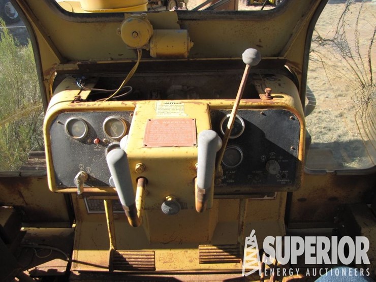 caterpillar-d6d-image-7