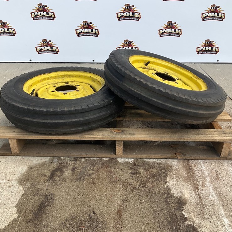 #5020 • (2) 5.50-16 Tractor Tires on Rims