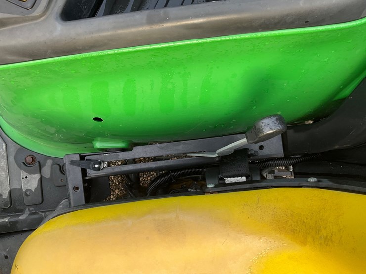 john-deere-3038e-image-62