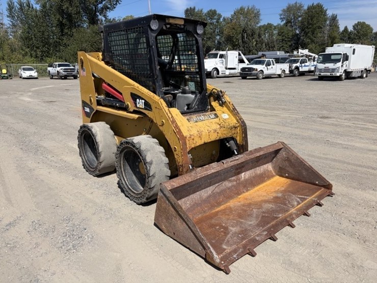 2012-caterpillar-236b3-image-2