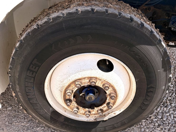 2010-international-durastar-4300-image-13
