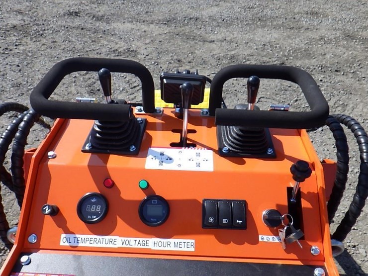 2026-sdlool-36c-skid-steer-tracked-loader-image-11