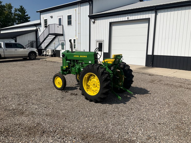 1956-john-deere-420-image-3