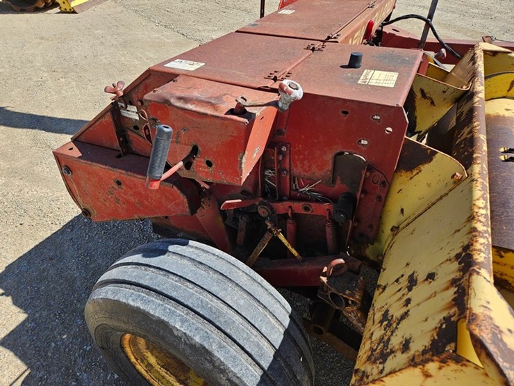 new-holland-770-image-22