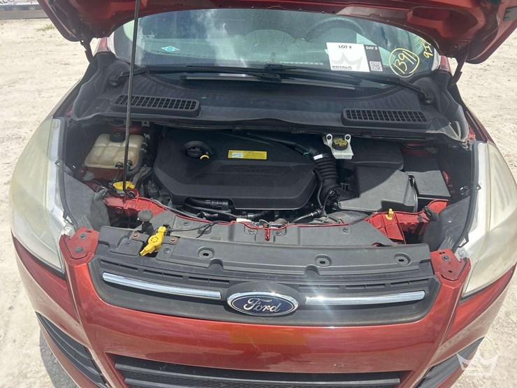 2014-ford-escape-image-7
