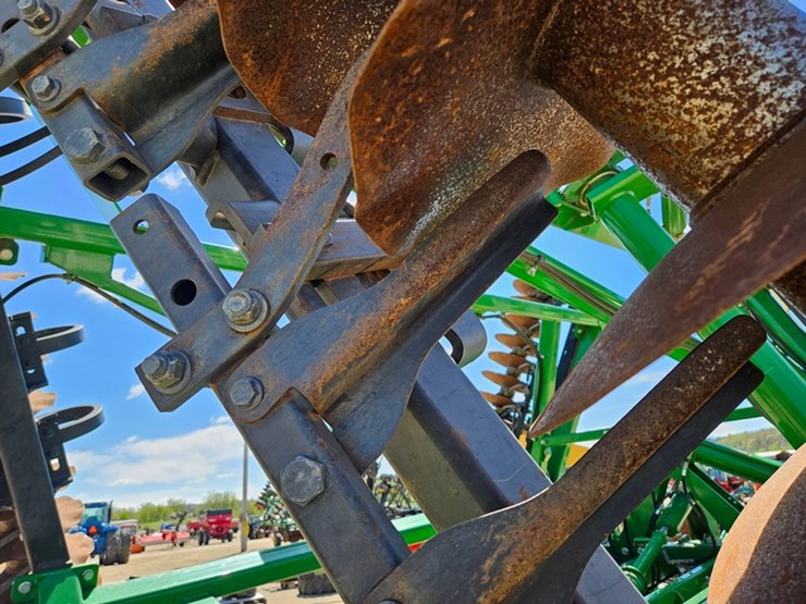 john-deere-2623vt-image-47
