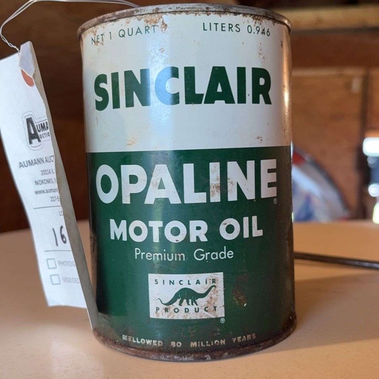 Sinclair Opaline Oil Can
