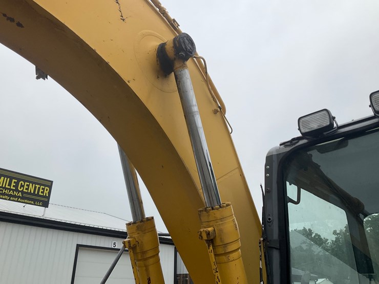 2006-komatsu-pc138us-lc-image-39