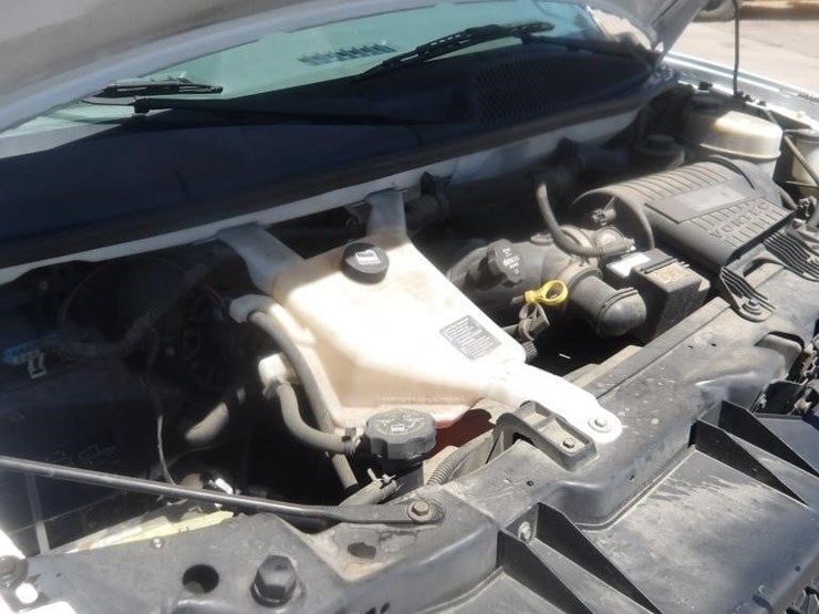 2014-utility-van-image-8