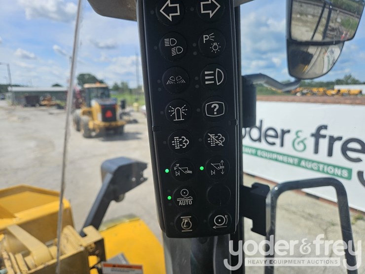 2016-caterpillar-966m-xe-image-50