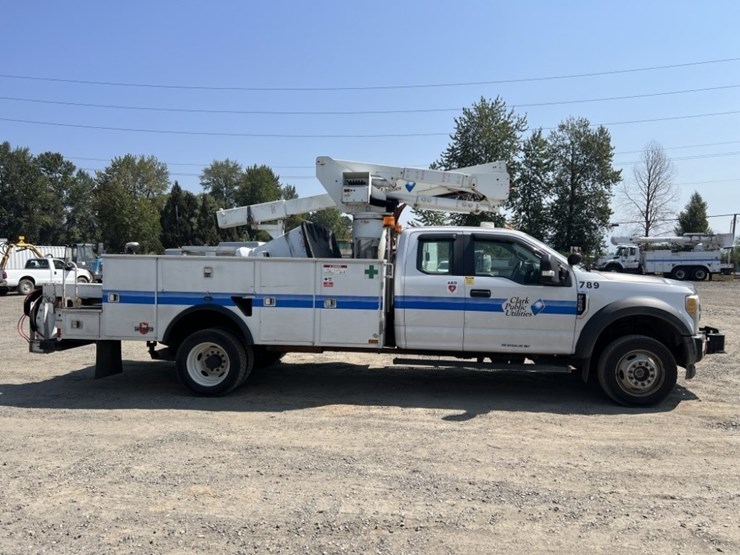 2017-ford-f550-image-3