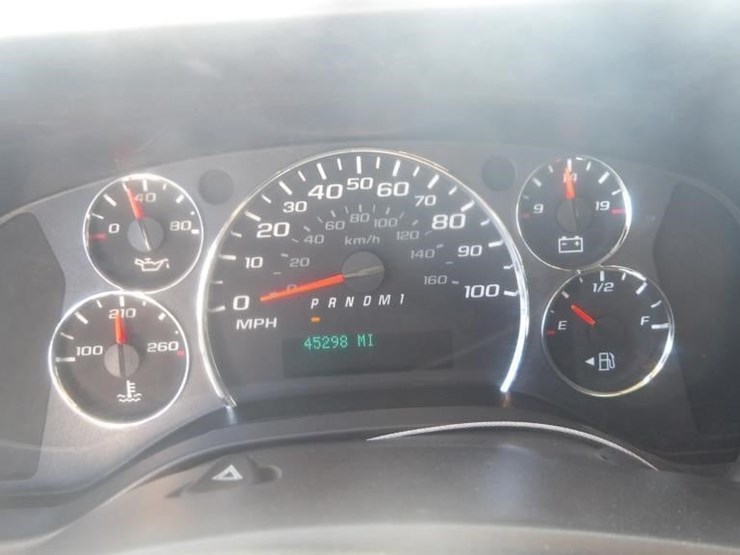 2014-utility-van-image-17