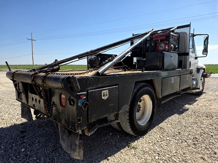 2009-international-durastar-4300-image-5