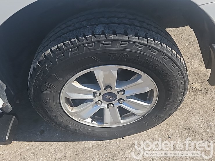 2016-ford-f150-image-10