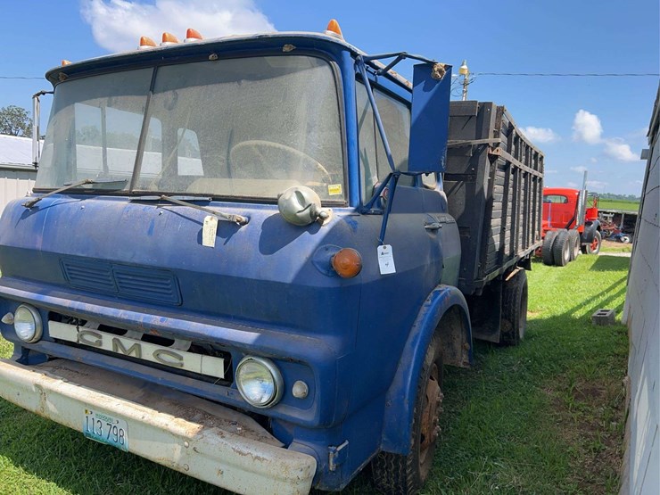 1965-gmc-4000-image-3