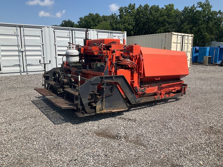 #1675-•-leeboy-tracked-asphalt-paver-image-3