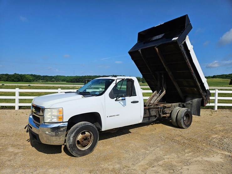 2007-chevrolet-3500hd-image-9