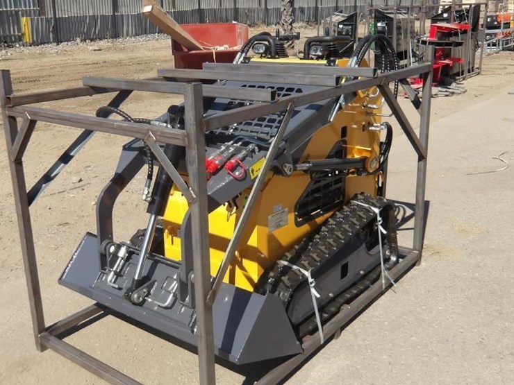 2026-zjz-380-skid-steer-track-loader-image-1