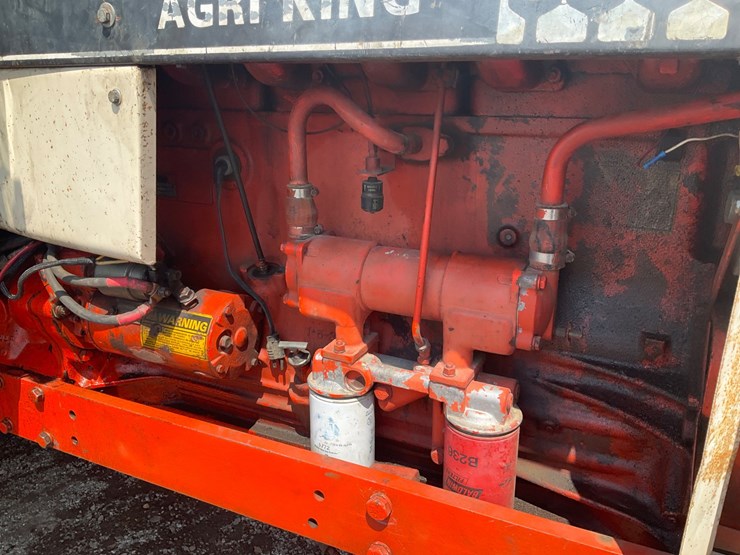 #5506-•-case-1570-agri-king-tractor-image-23