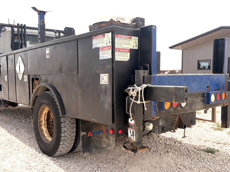2010-international-durastar-4300-image-7