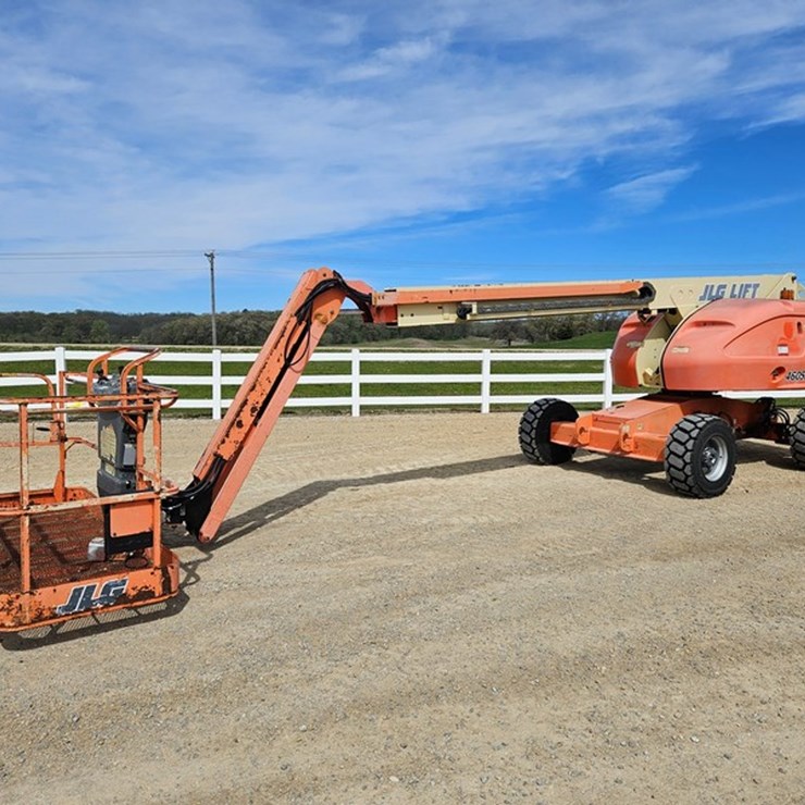 #89 • JLG 460SI Basket Lift