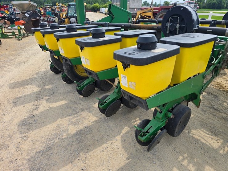 john-deere-1770-image-29