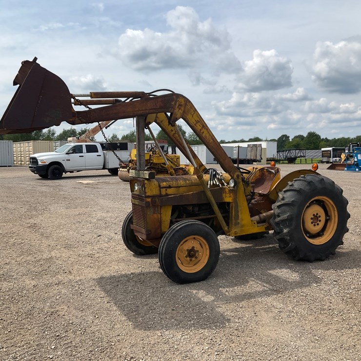 1954 MASSEY-FERGUSON 202