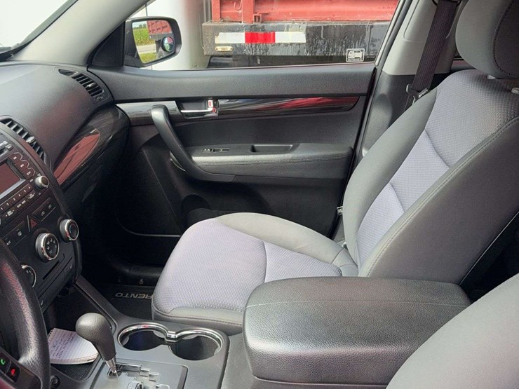 2012-kia-sorento-image-12