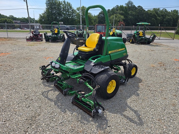 2016-john-deere-7500a-image-1