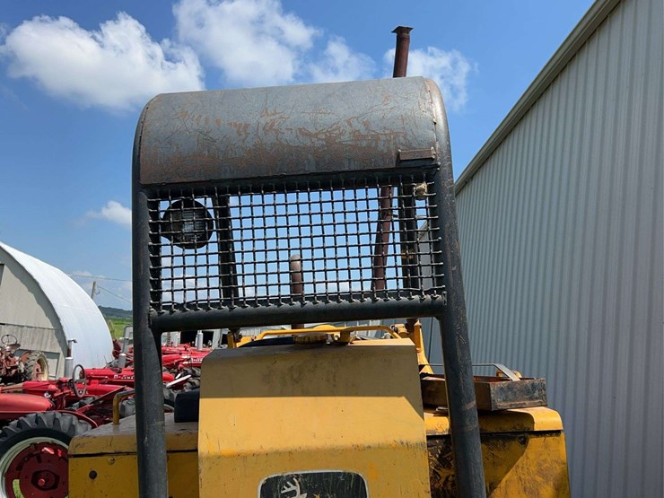 1979-deere-450c-image-18