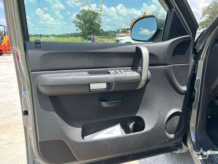 2007-chevrolet-silverado-1500-image-13